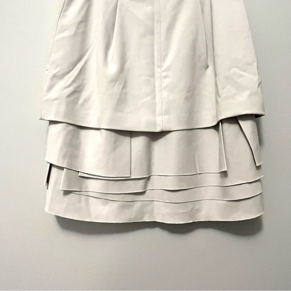 🎉RARE🎉 BCBGMaxAzria gray pearl layered pleated skirt - Picture 15 of 15